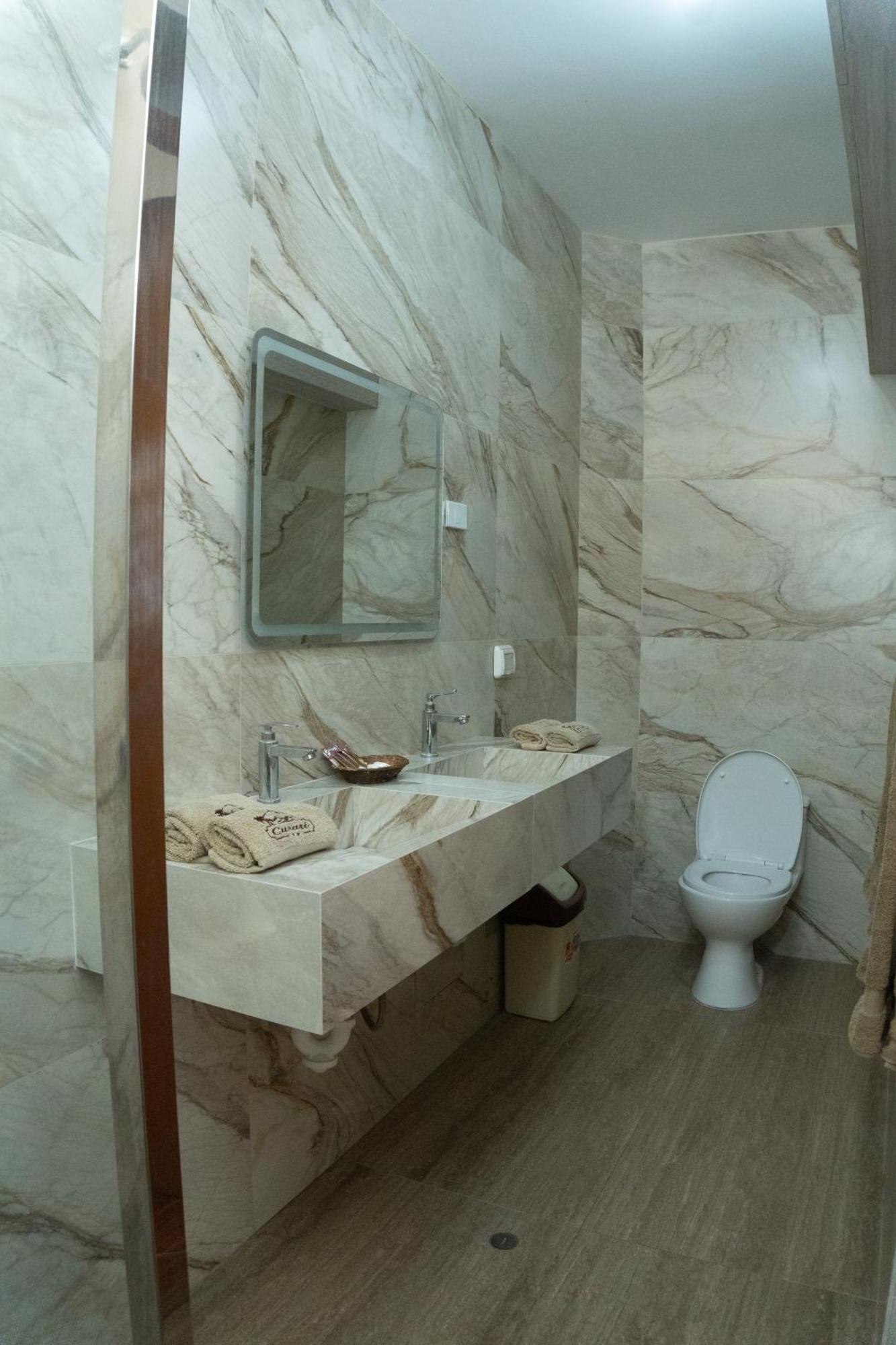 Hotel Curasi إِكا المظهر الخارجي الصورة